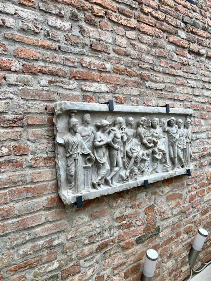 Avanguardia Art Club Ferrara Luaran gambar